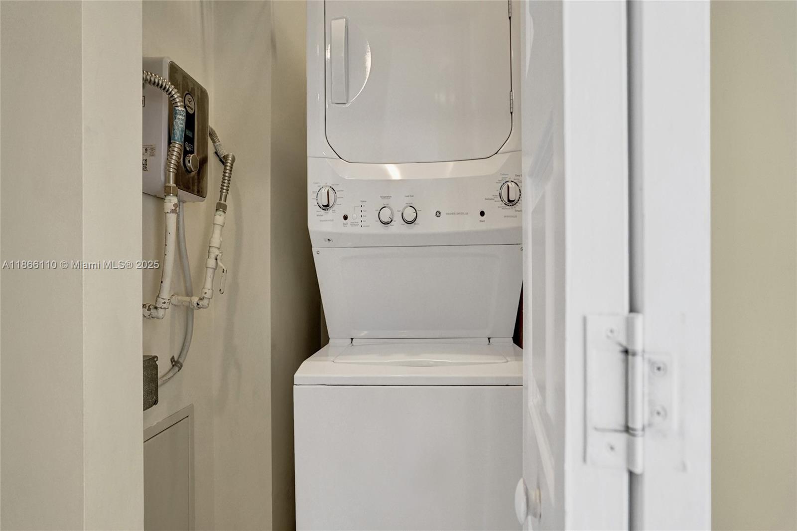 URBANA AT THE RESIDENCES - Residential