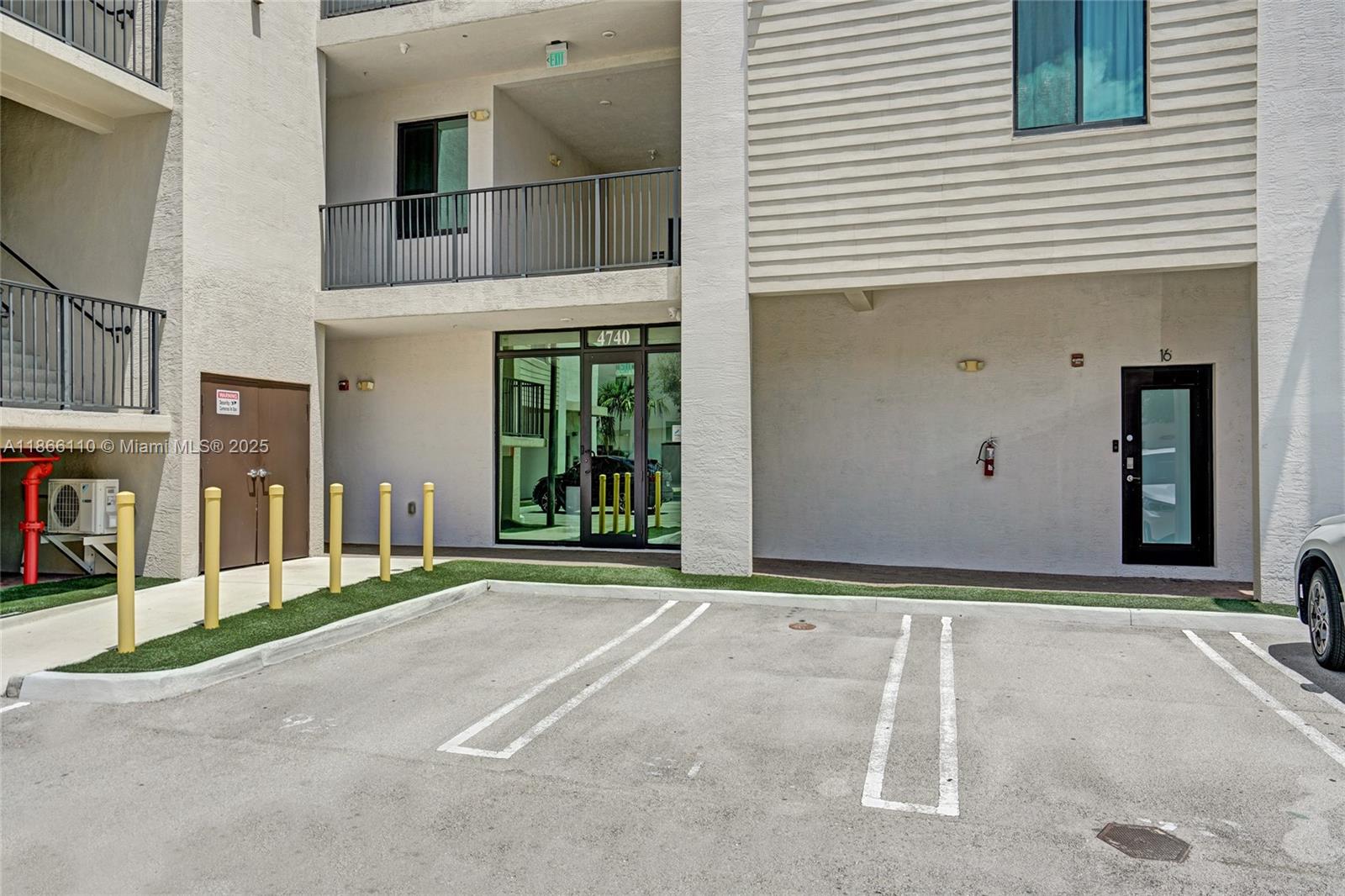 URBANA AT THE RESIDENCES - Residential