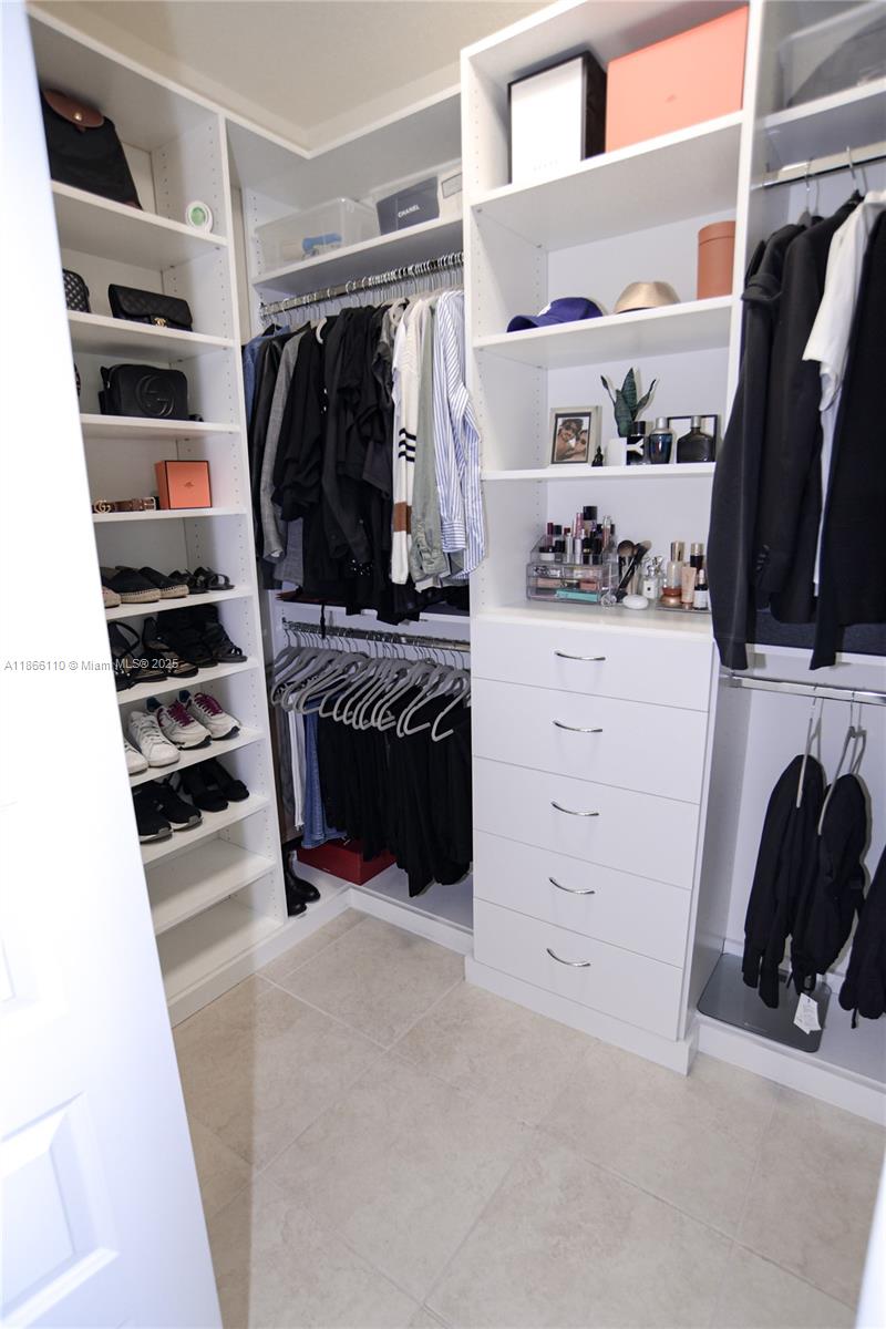 URBANA AT THE RESIDENCES - Residential