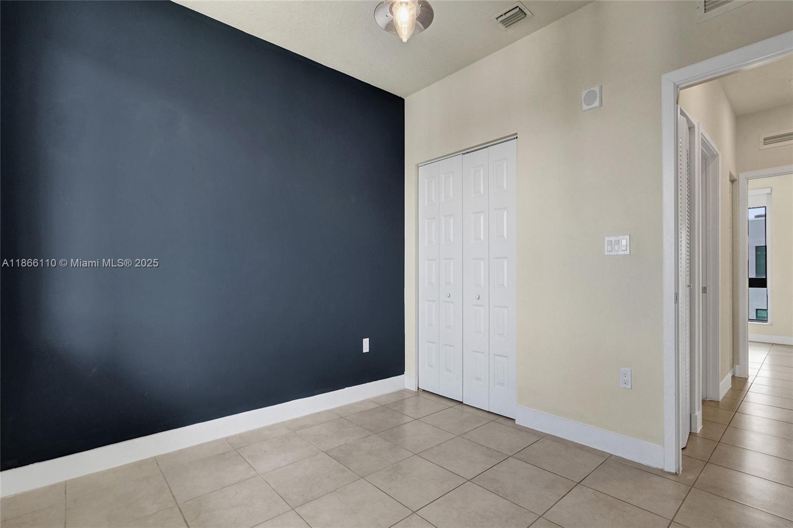 URBANA AT THE RESIDENCES - Residential