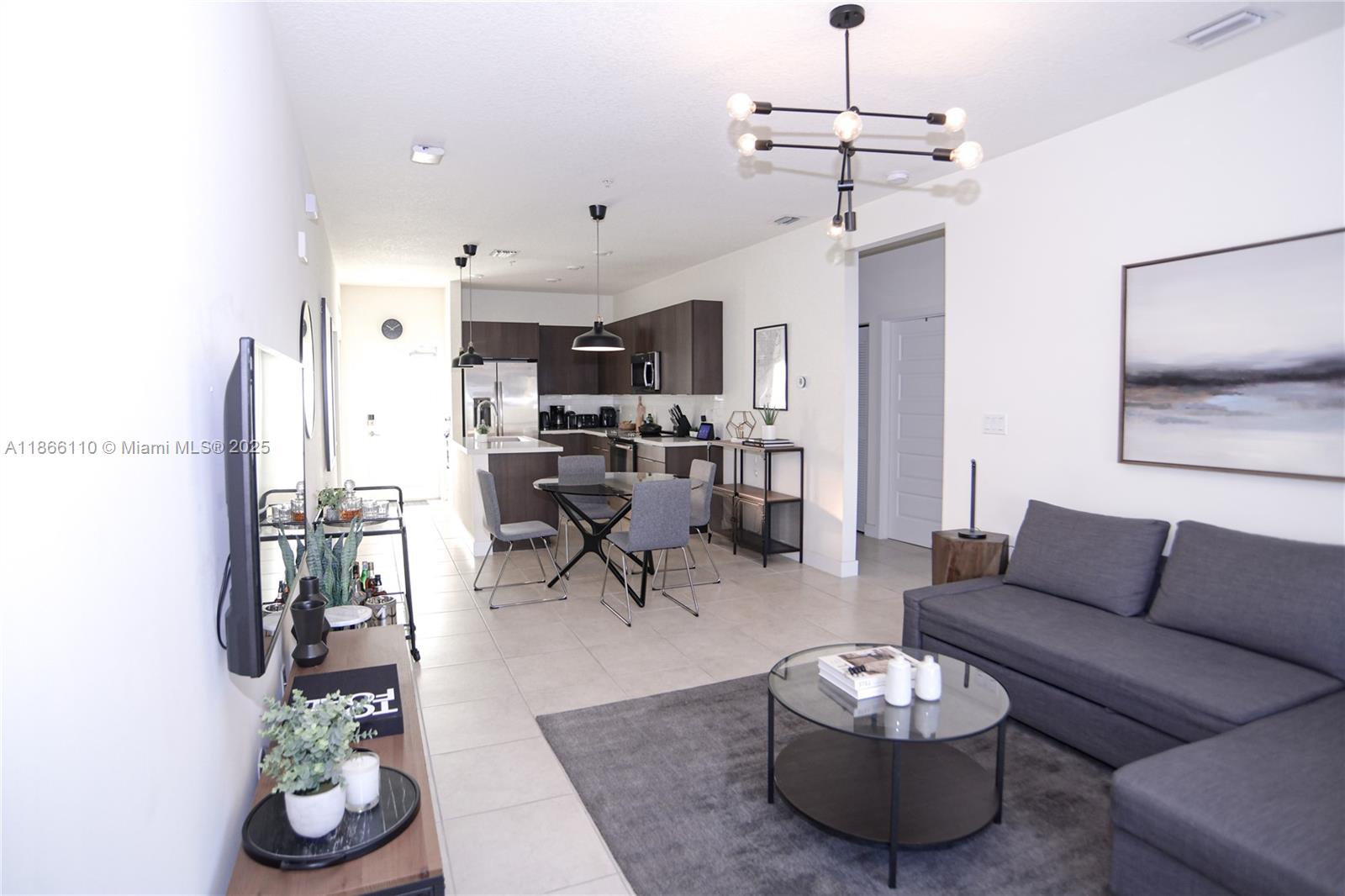 URBANA AT THE RESIDENCES - Residential