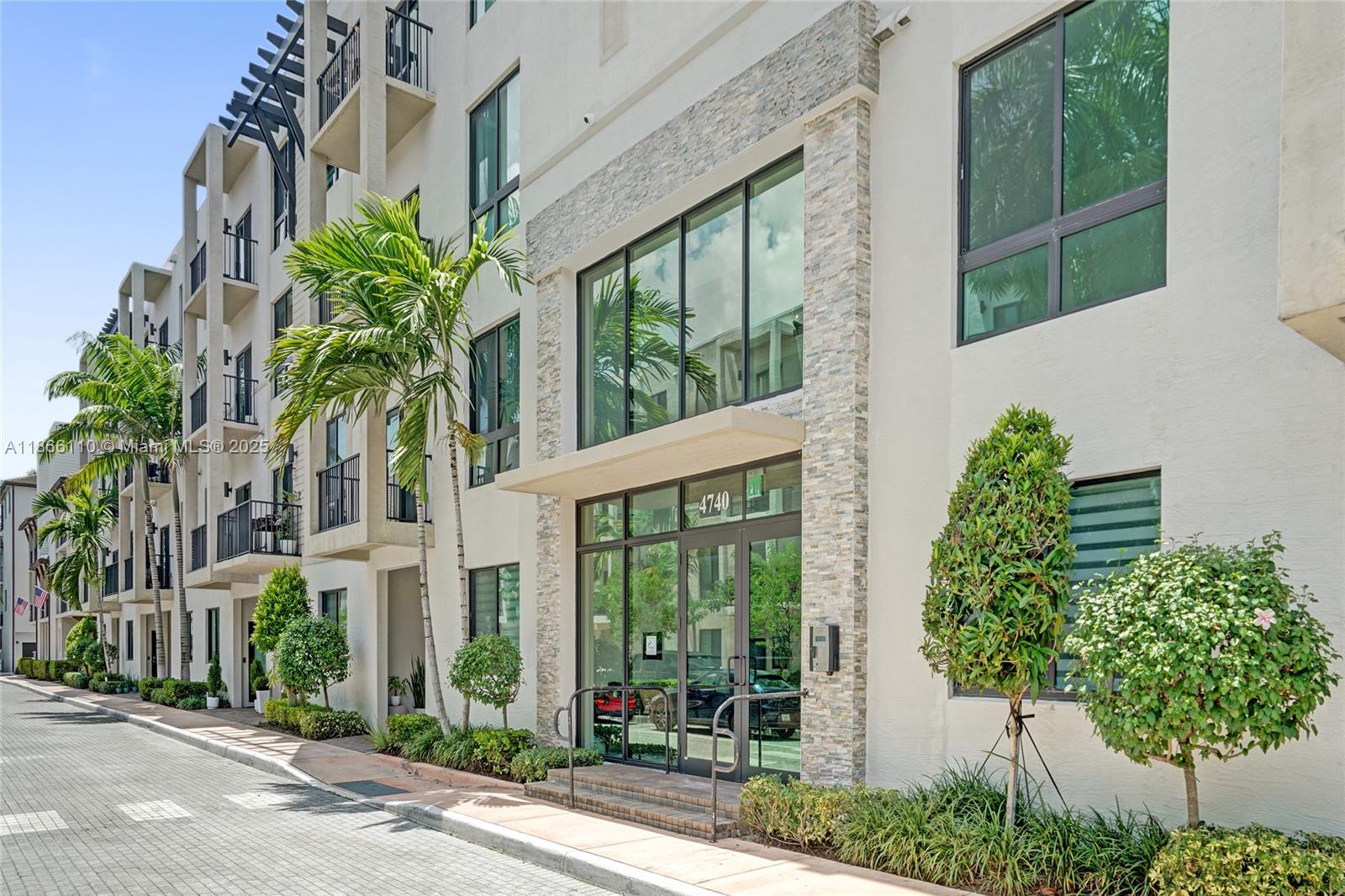 Beautiful 3-bedroom, 2-bathroom condo in Urbana Residences, Doral. This is the best-priced unit in the entire condominium, offering an incredible opportunity in one of the city’s most desirable communities. Built in 2019, the residence features modern construction and layout. Its prime location allows you to walk to shops, restaurants, coffee houses, the library, and the highly rated Downtown Doral Charter School. Residents also enjoy access to a state-of-the-art clubhouse with full amenities for all family members, as well as convenient connectivity with easy access to major highways