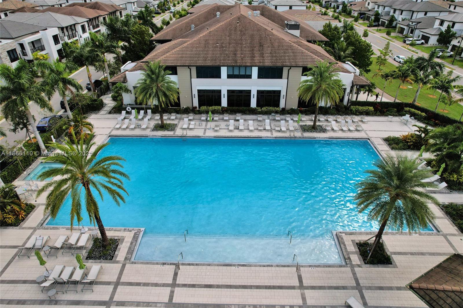 URBANA AT THE RESIDENCES - Residential