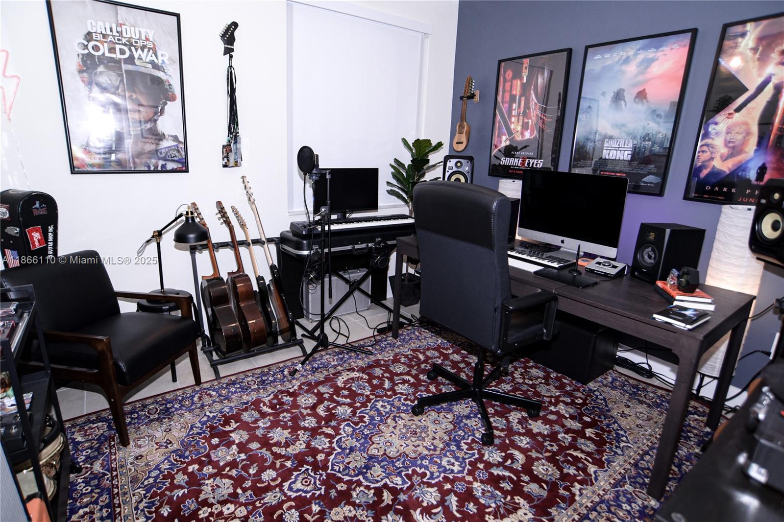 URBANA AT THE RESIDENCES - Residential