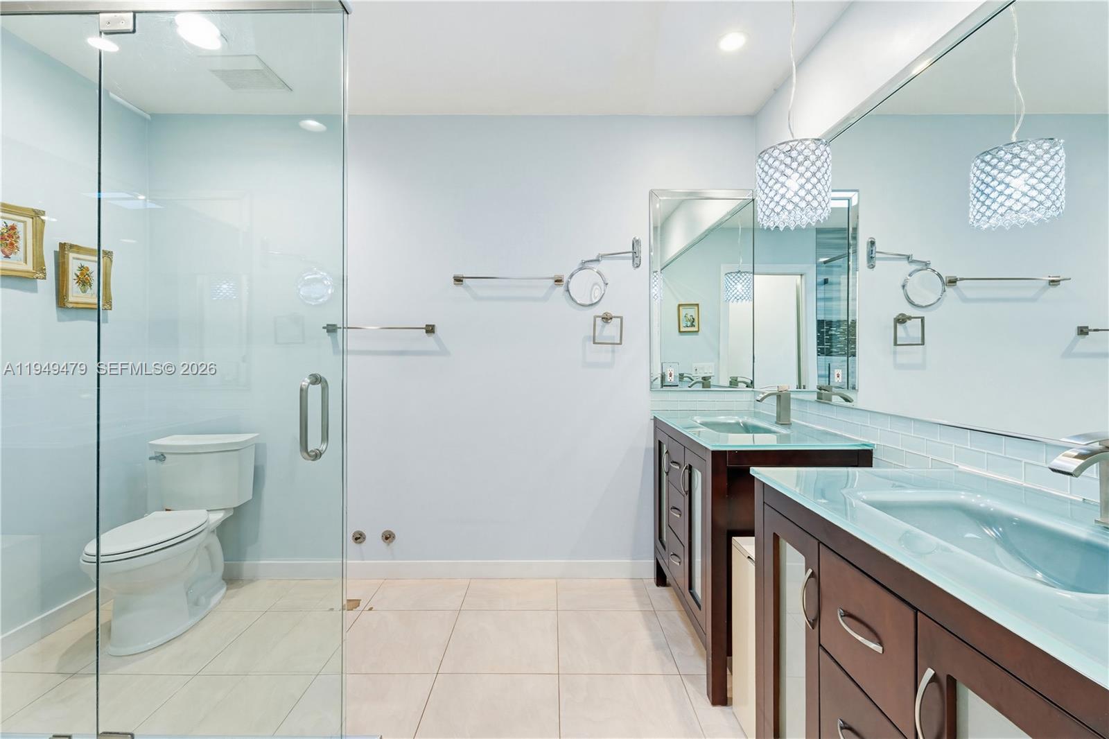 CORAL GARDENS - Residential