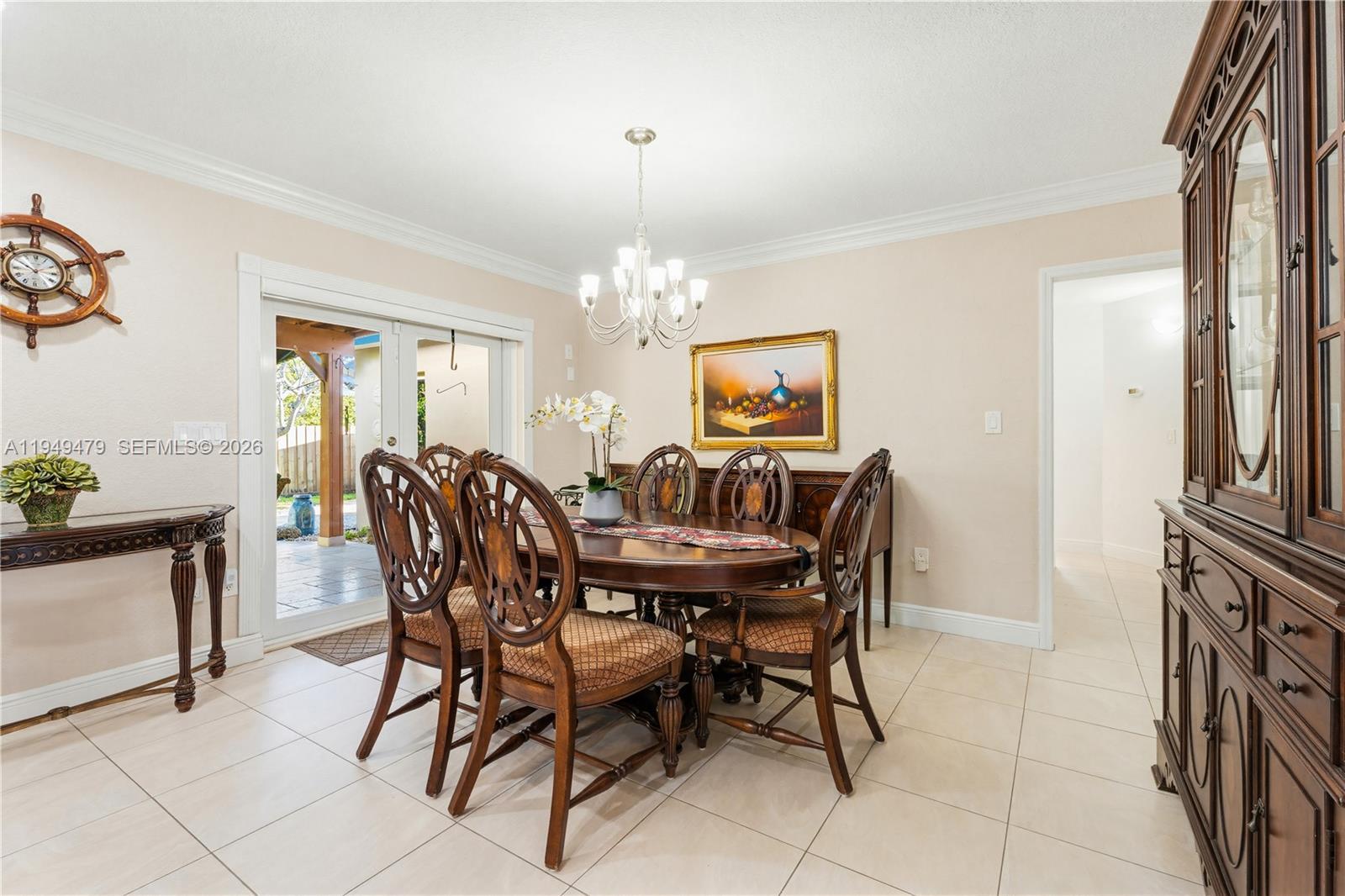 CORAL GARDENS - Residential