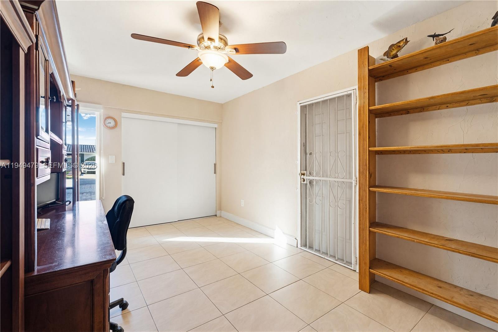 CORAL GARDENS - Residential