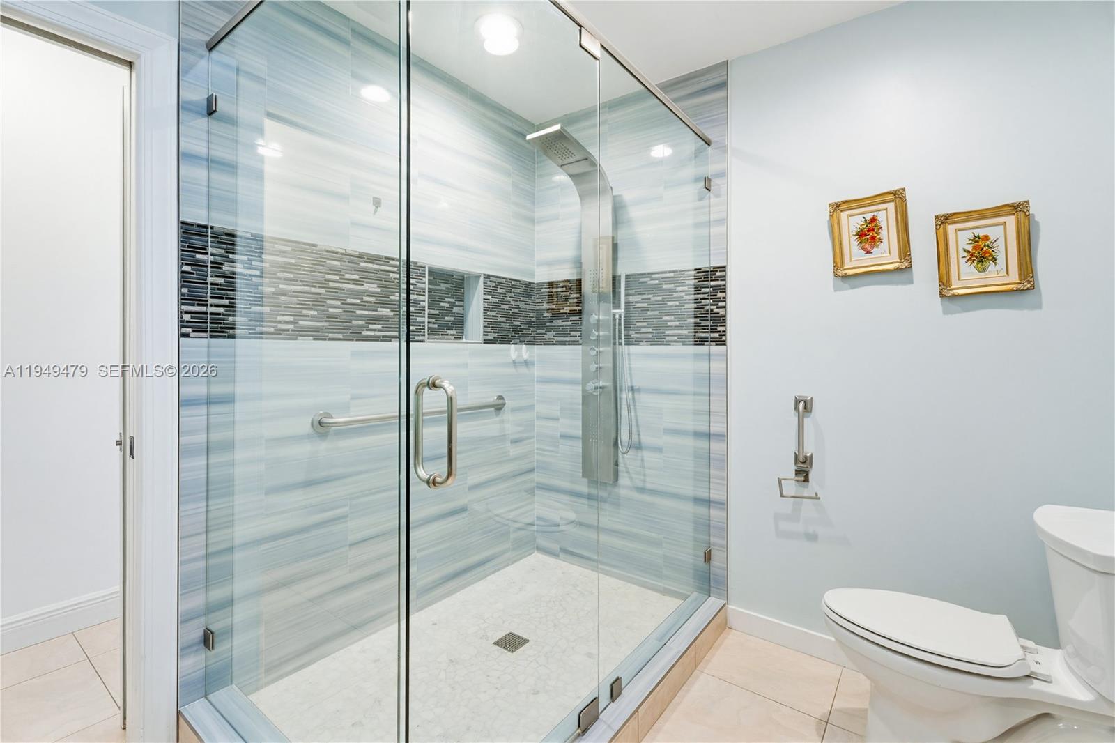 CORAL GARDENS - Residential