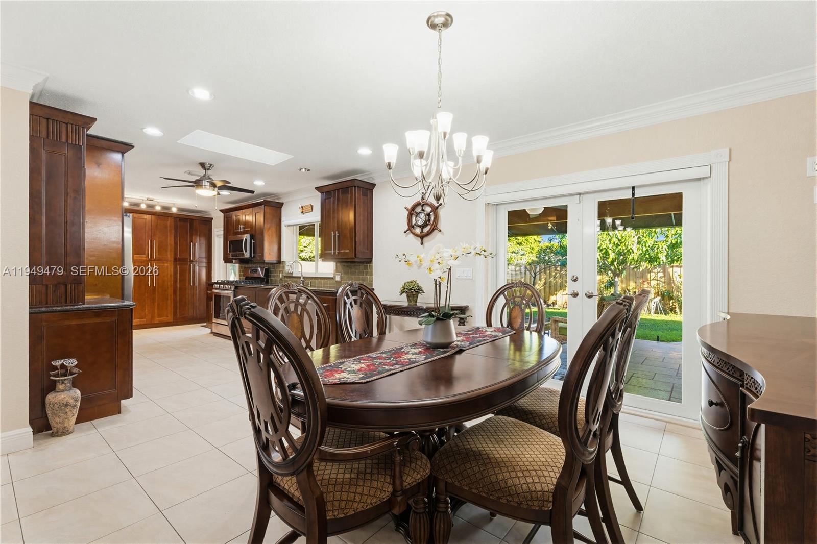 CORAL GARDENS - Residential