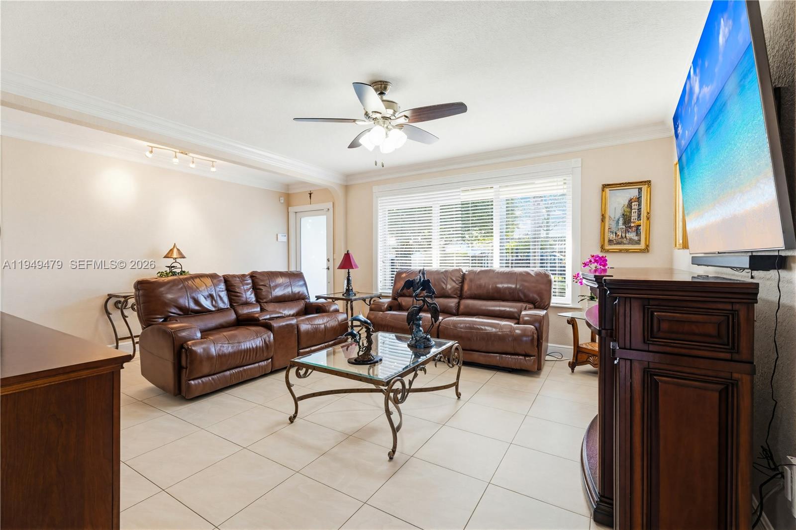 CORAL GARDENS - Residential