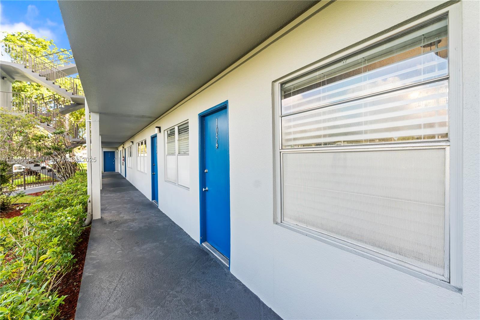 NEW HAMPTON AT CENTURY VI - Residential Lease