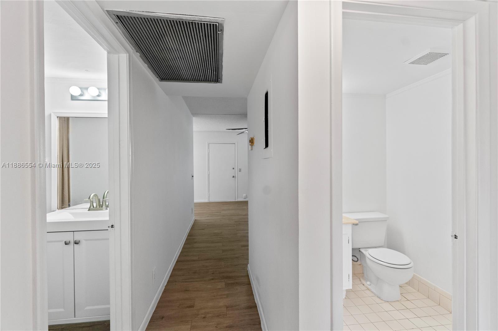 NEW HAMPTON AT CENTURY VI - Residential Lease
