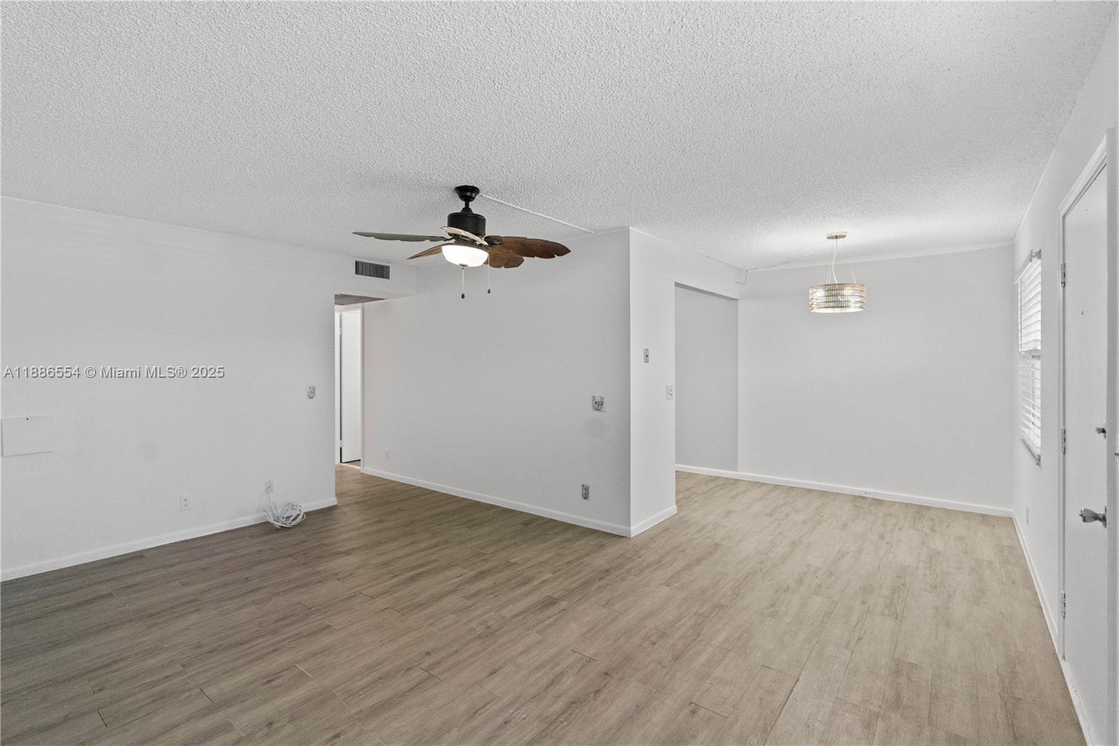 NEW HAMPTON AT CENTURY VI - Residential Lease