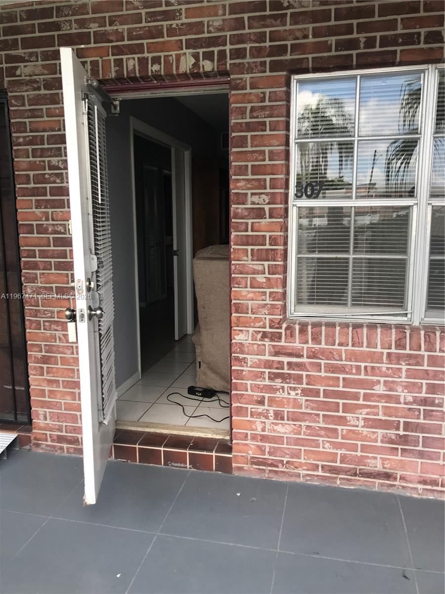 1100 Atlantic Shores Blvd 307