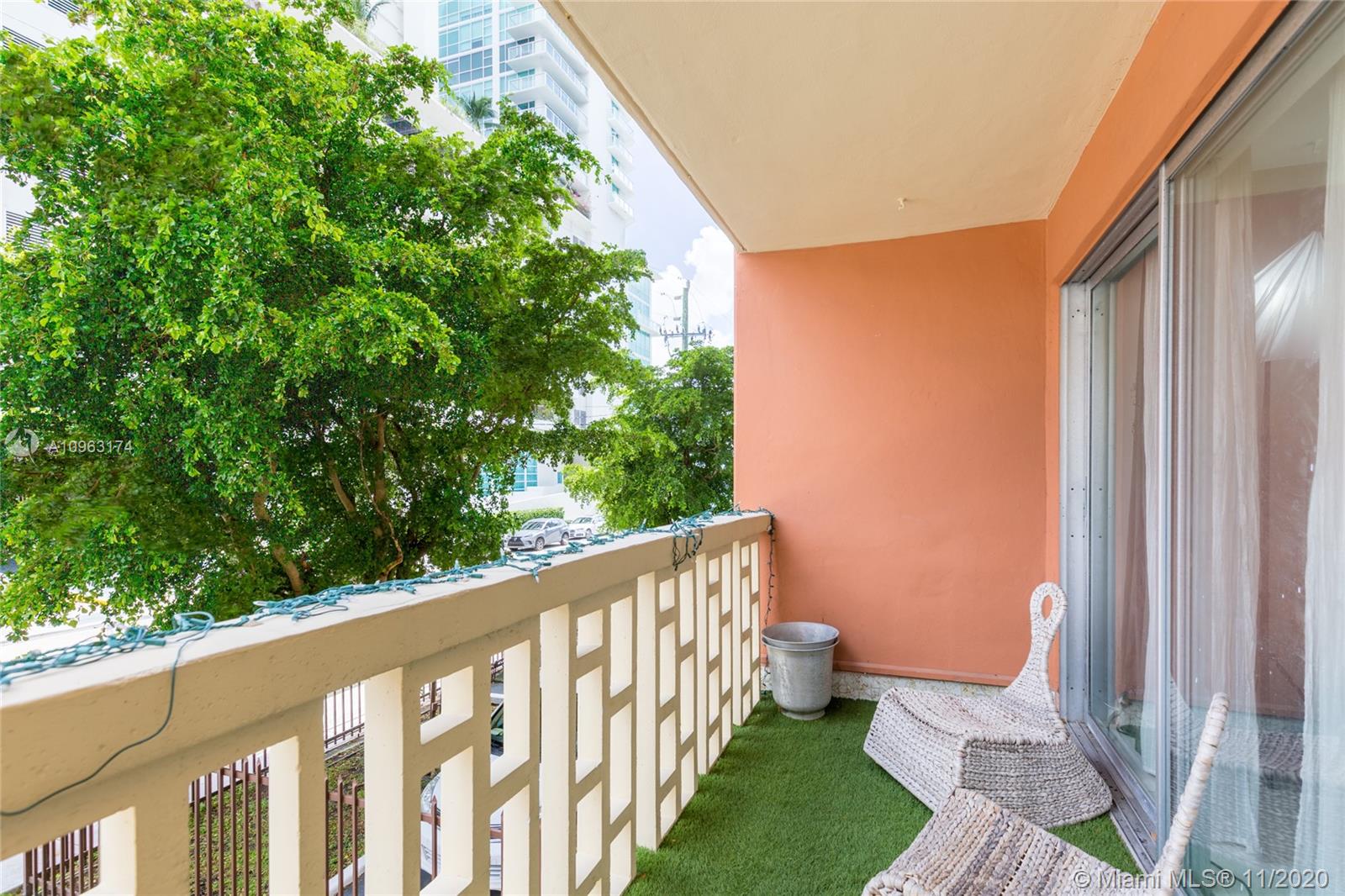 RIVIERA TOWERS CONDO - Residential