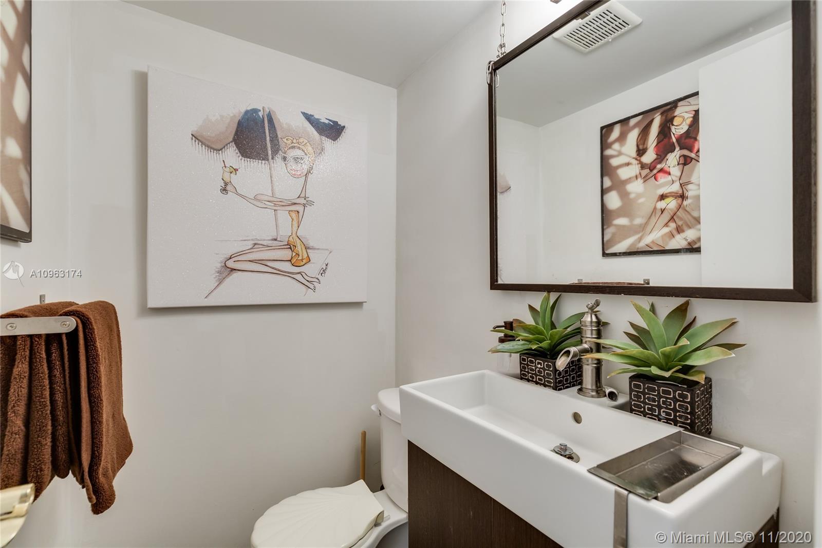 RIVIERA TOWERS CONDO - Residential