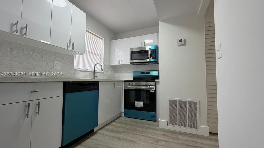 Photo of 237 Lake Frances Dr #237, West Palm Beach, FL 33411 (MLS # A12041231)
