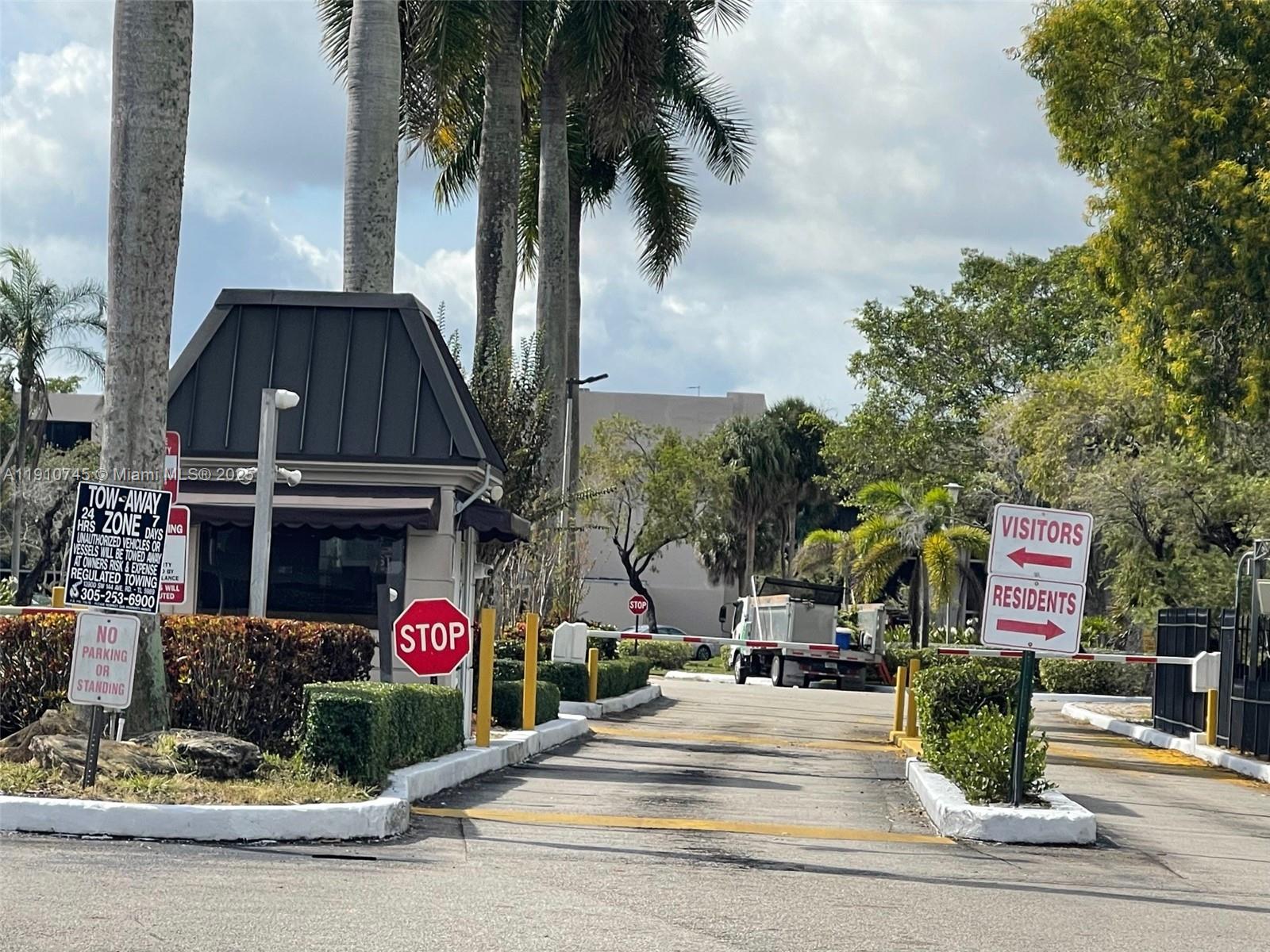 8500 SW 133rd Ave Rd 123