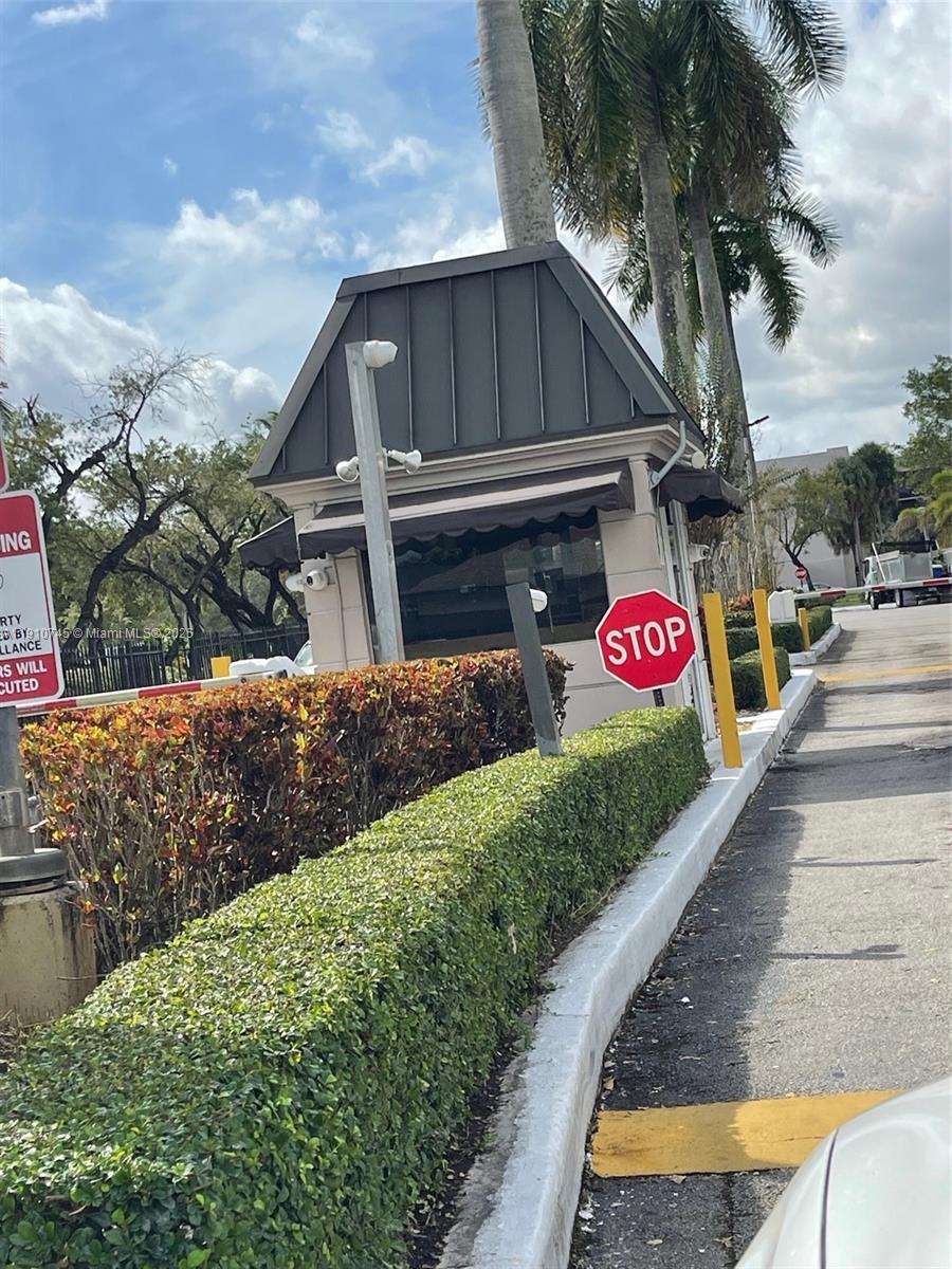 8500 SW 133rd Ave Rd 123