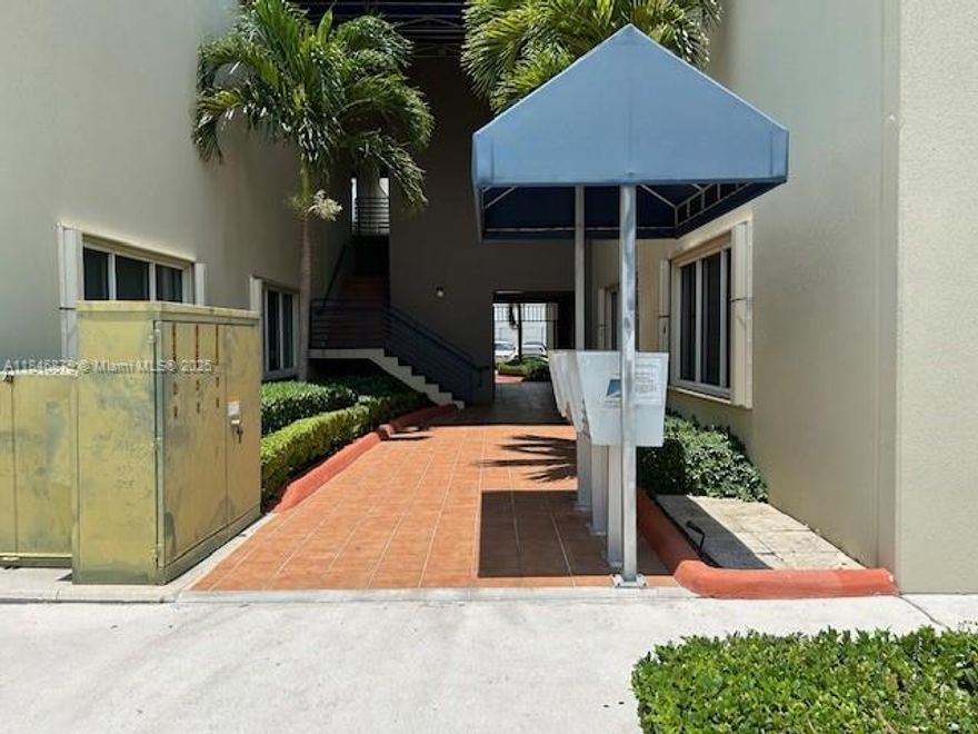 Great Location! Minutes to Doral, Kendall, Hialeah and Coral Gables- Easily accessible at any time. Steps from Turnpike, Palmetto and 836 Expressways. Plenty of parking space. Actual space has 3 offices, 1 flex space and 1 utility/kitchen. Available September/2025. Common area bathrooms.