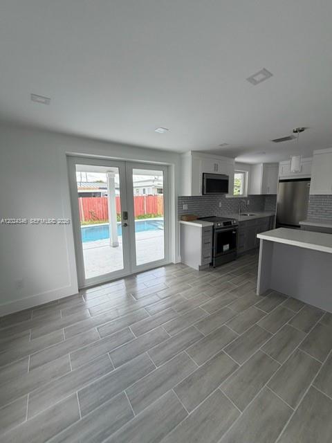 OLYMPIC HEIGHTS - Residential Income