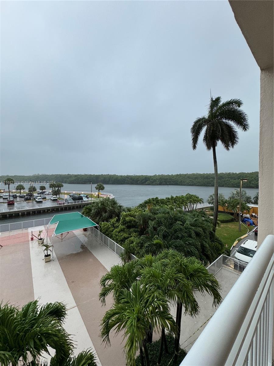 COASTAL TOWERS CONDO - Residential
