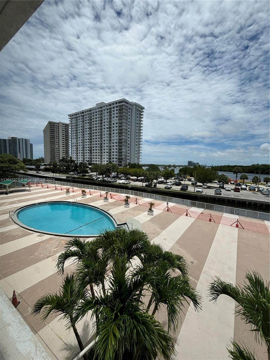 COASTAL TOWERS CONDO - Residential