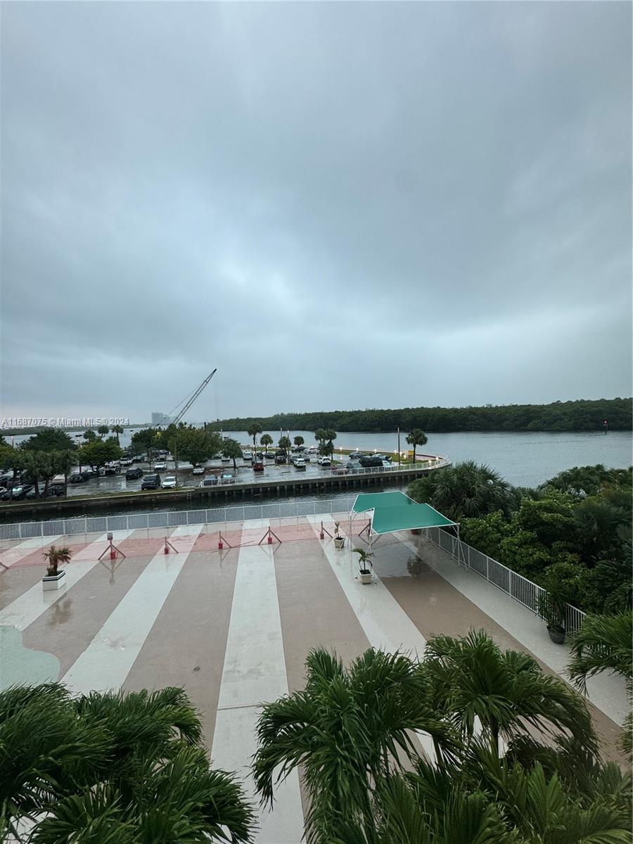 COASTAL TOWERS CONDO - Residential