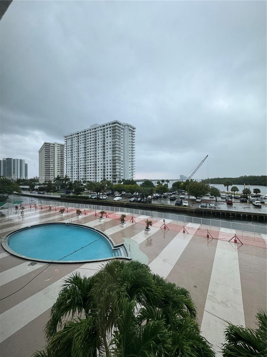 COASTAL TOWERS CONDO - Residential