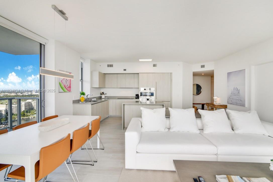 4010 S Ocean Dr T3708