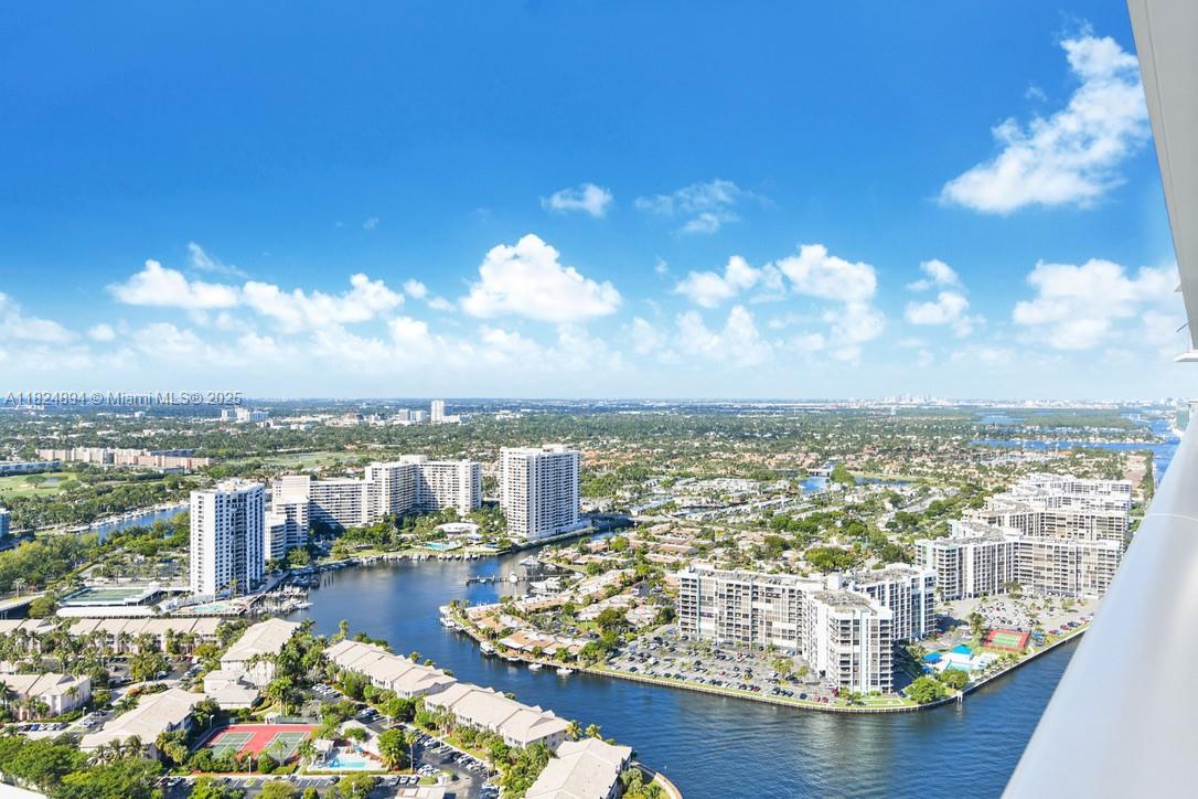 4010 SOUTH OCEAN CONDO HO - Residential Lease