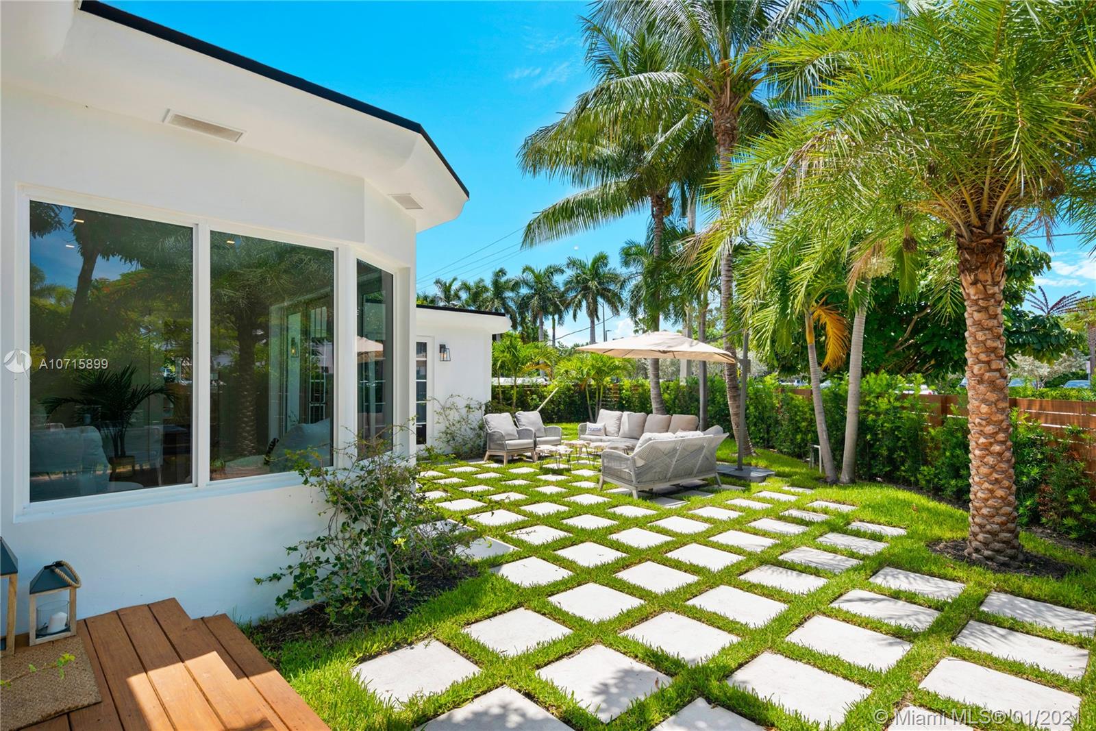 FLAMINGO TERRACE EXTENSIO - Residential