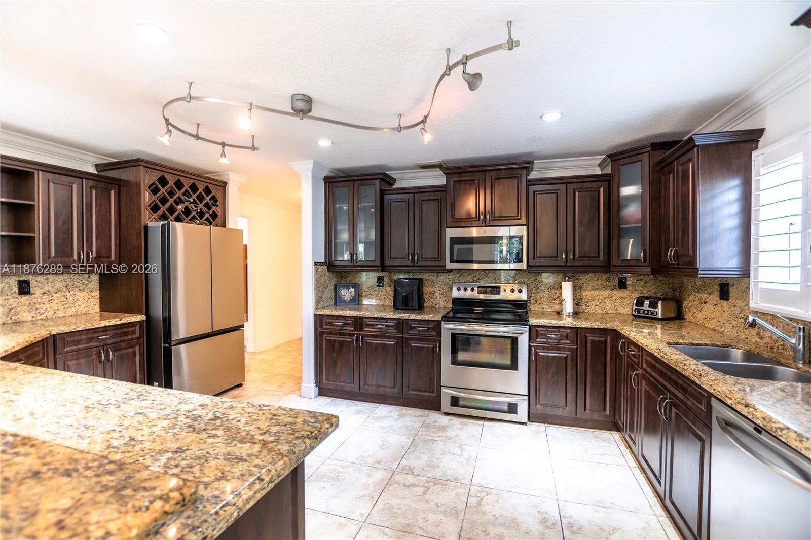 FOREST LAKES HOMES - Residential