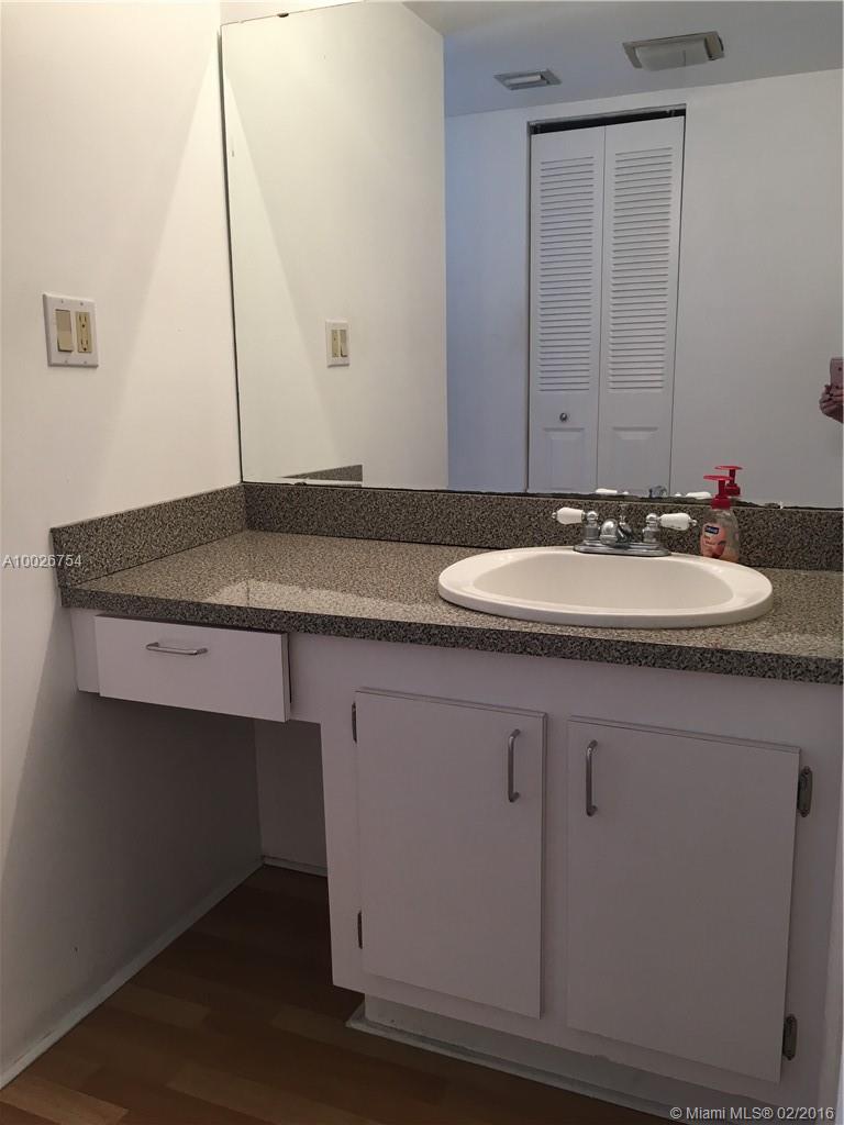 CORONADO CONDO TOWERS I-I - Residential Lease