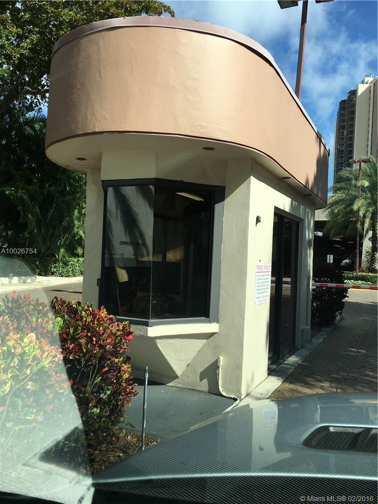 CORONADO CONDO TOWERS I-I - Residential Lease