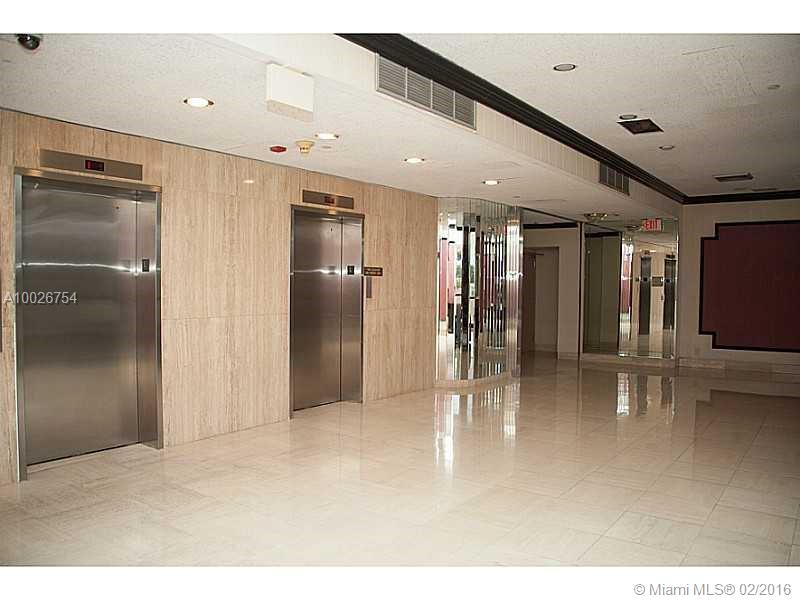 CORONADO CONDO TOWERS I-I - Residential Lease