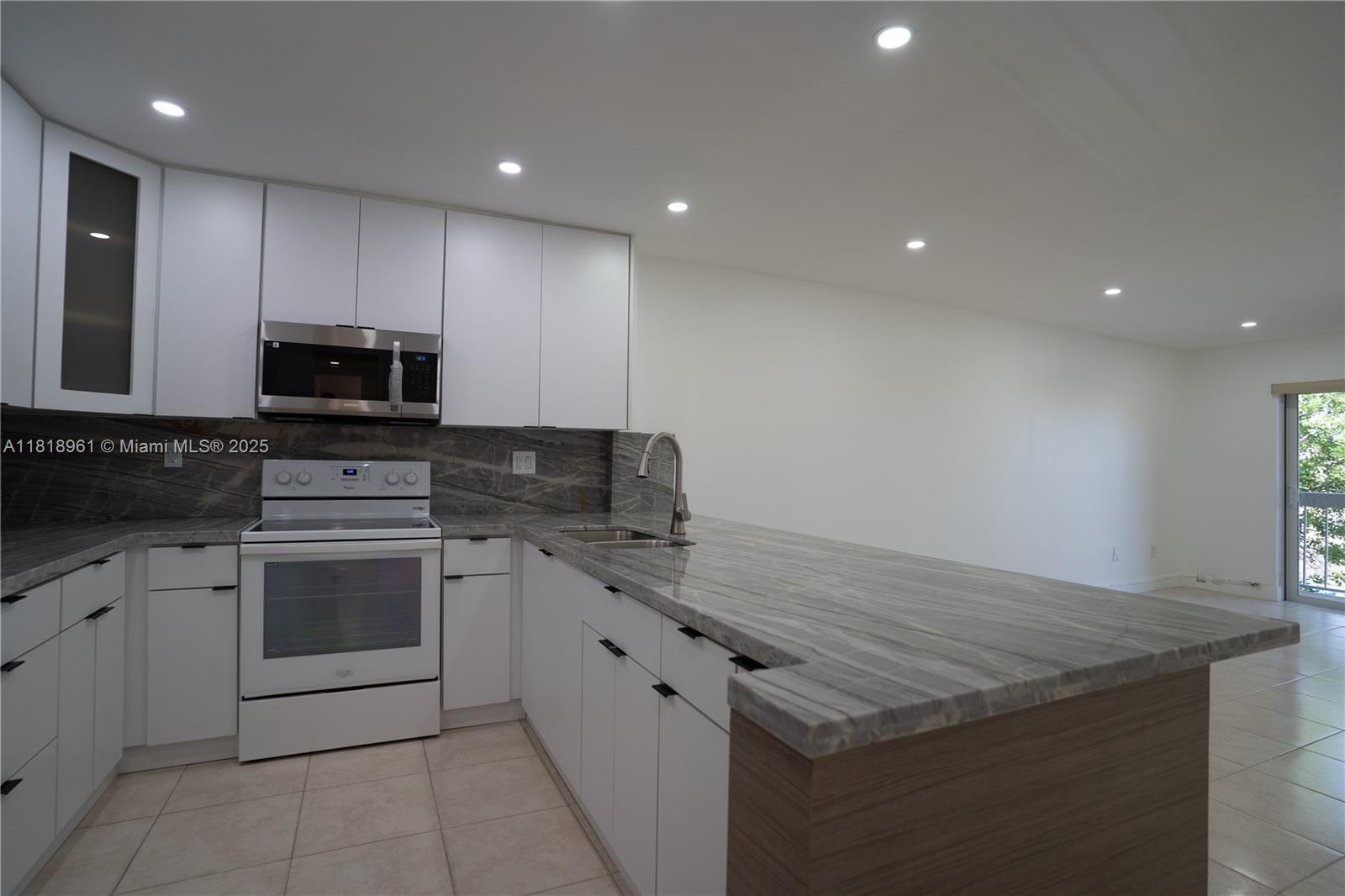 Rental Property at 7845 Camino Real Real O-410, Miami, Broward County, Florida - Bedrooms: 1 
Bathrooms: 1  - $2,100 MO.