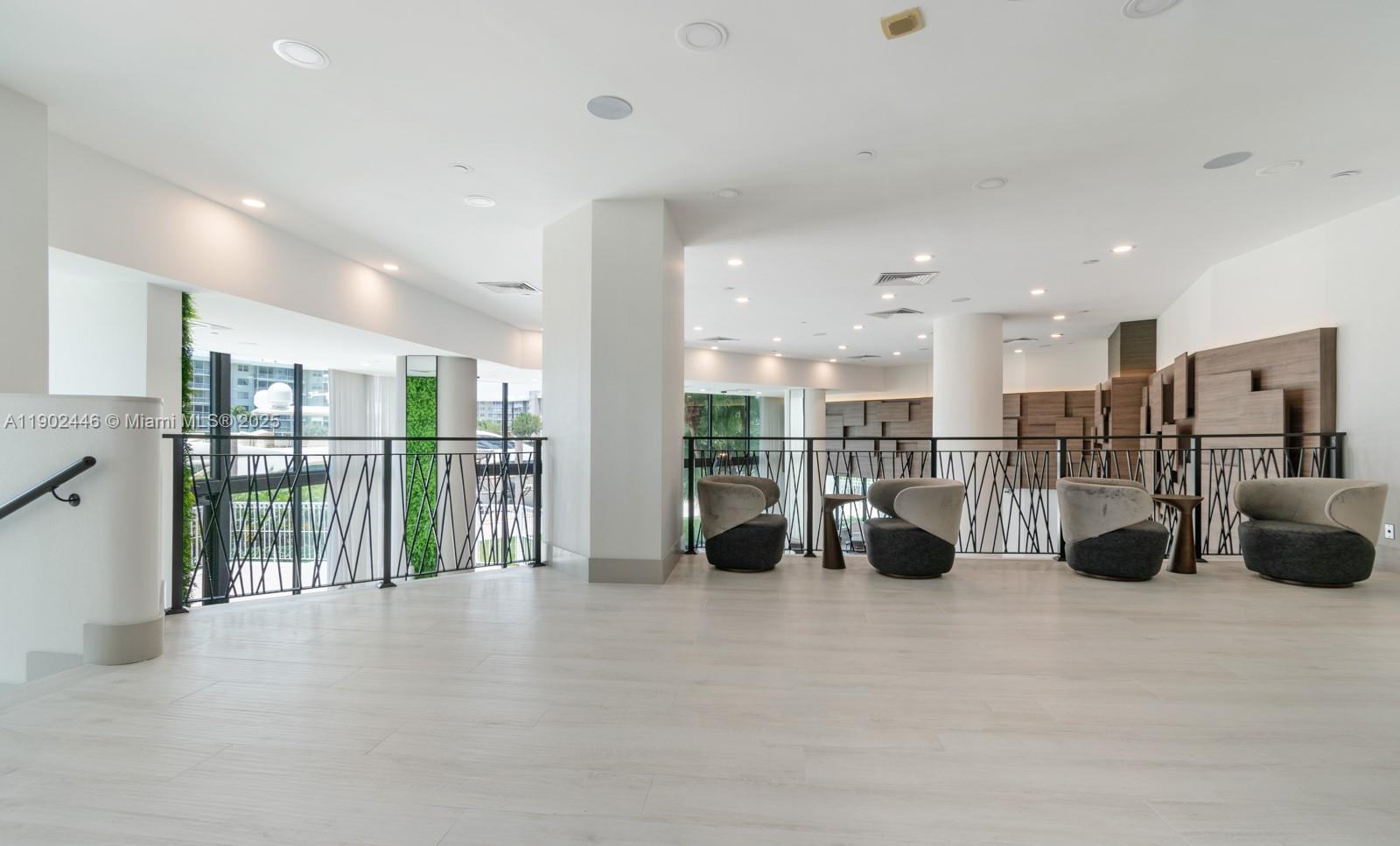 1000 ISL BLVD WILLIAMS IS - Residential