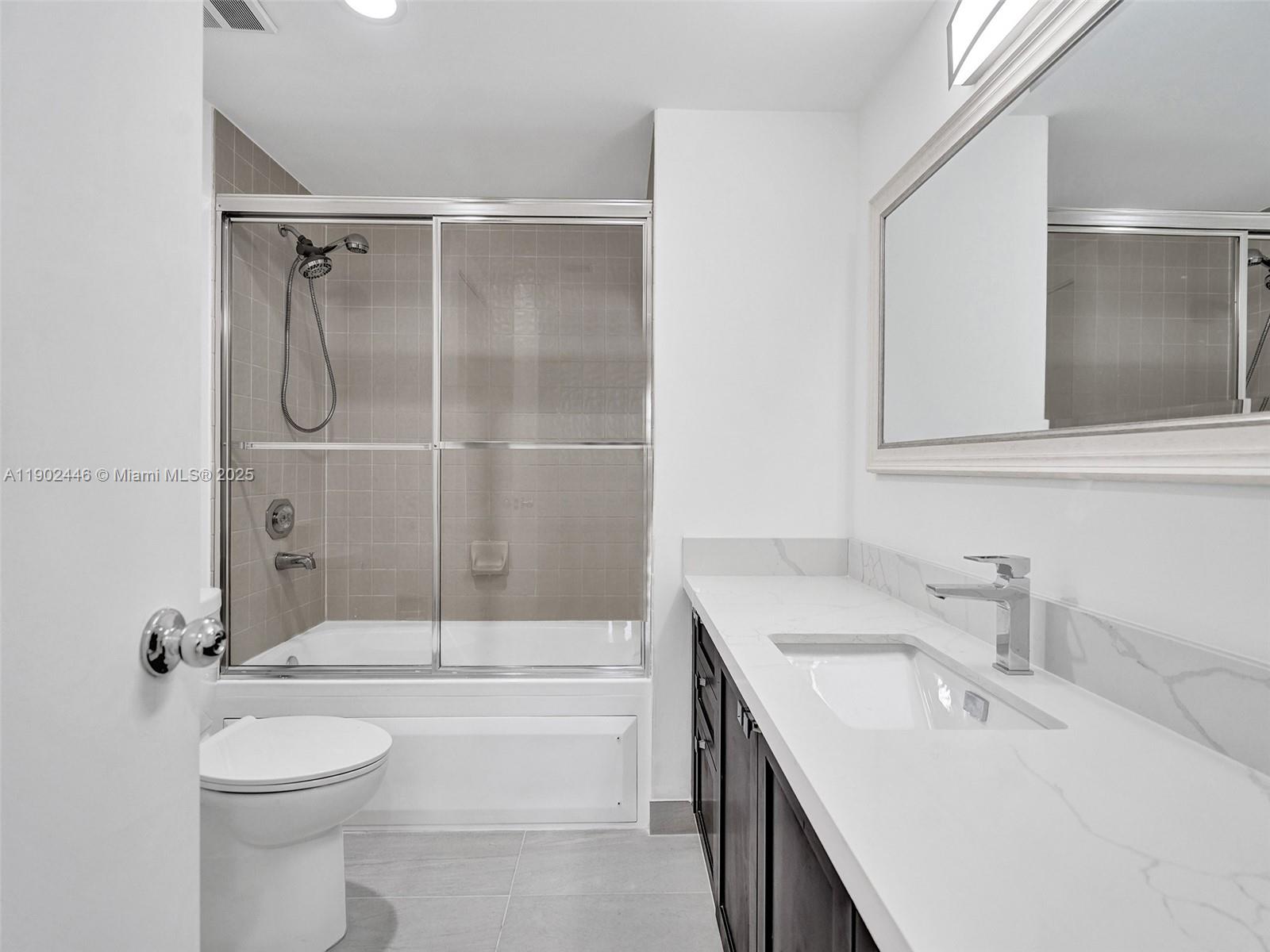 1000 ISL BLVD WILLIAMS IS - Residential