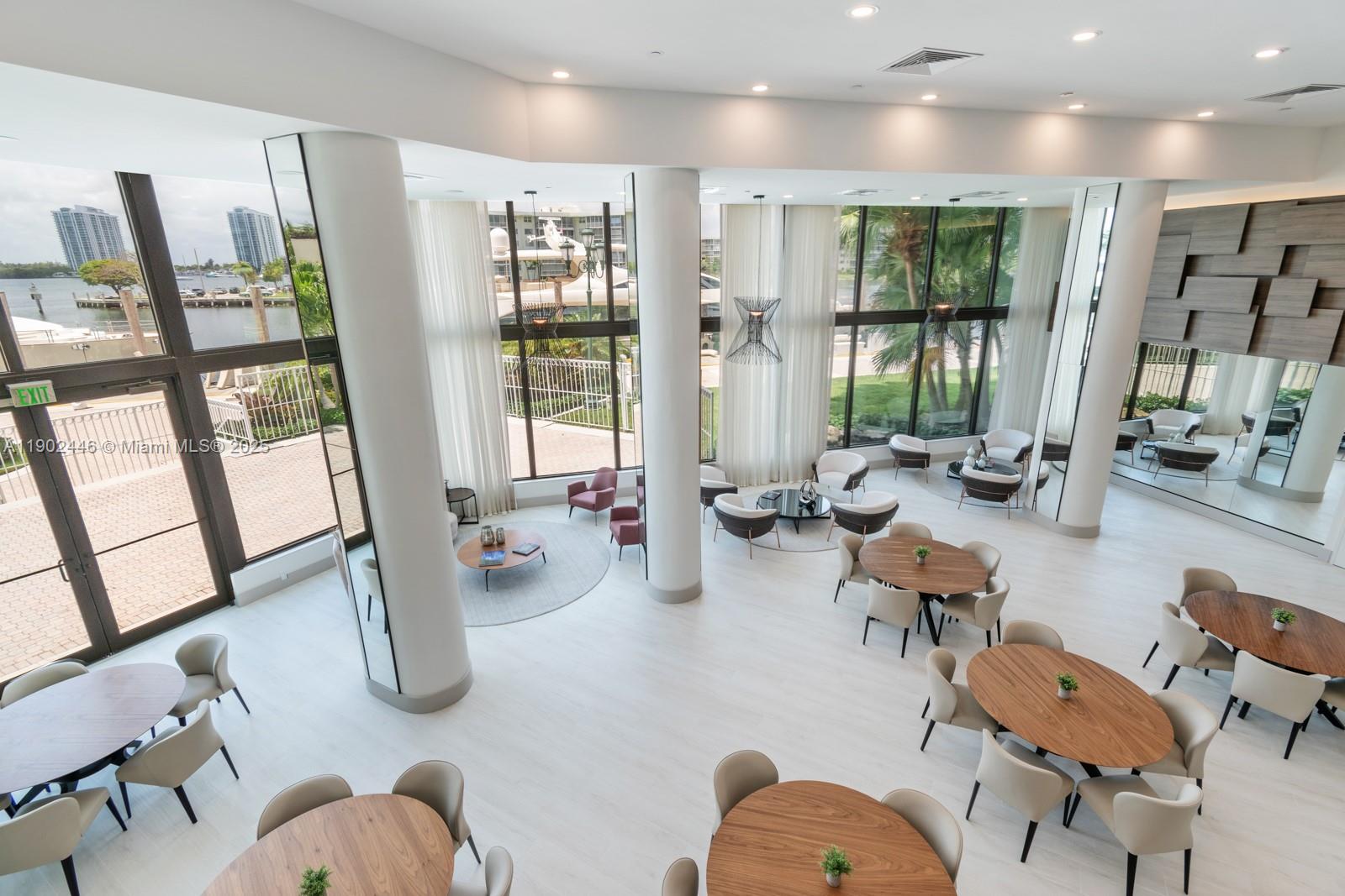 1000 ISL BLVD WILLIAMS IS - Residential