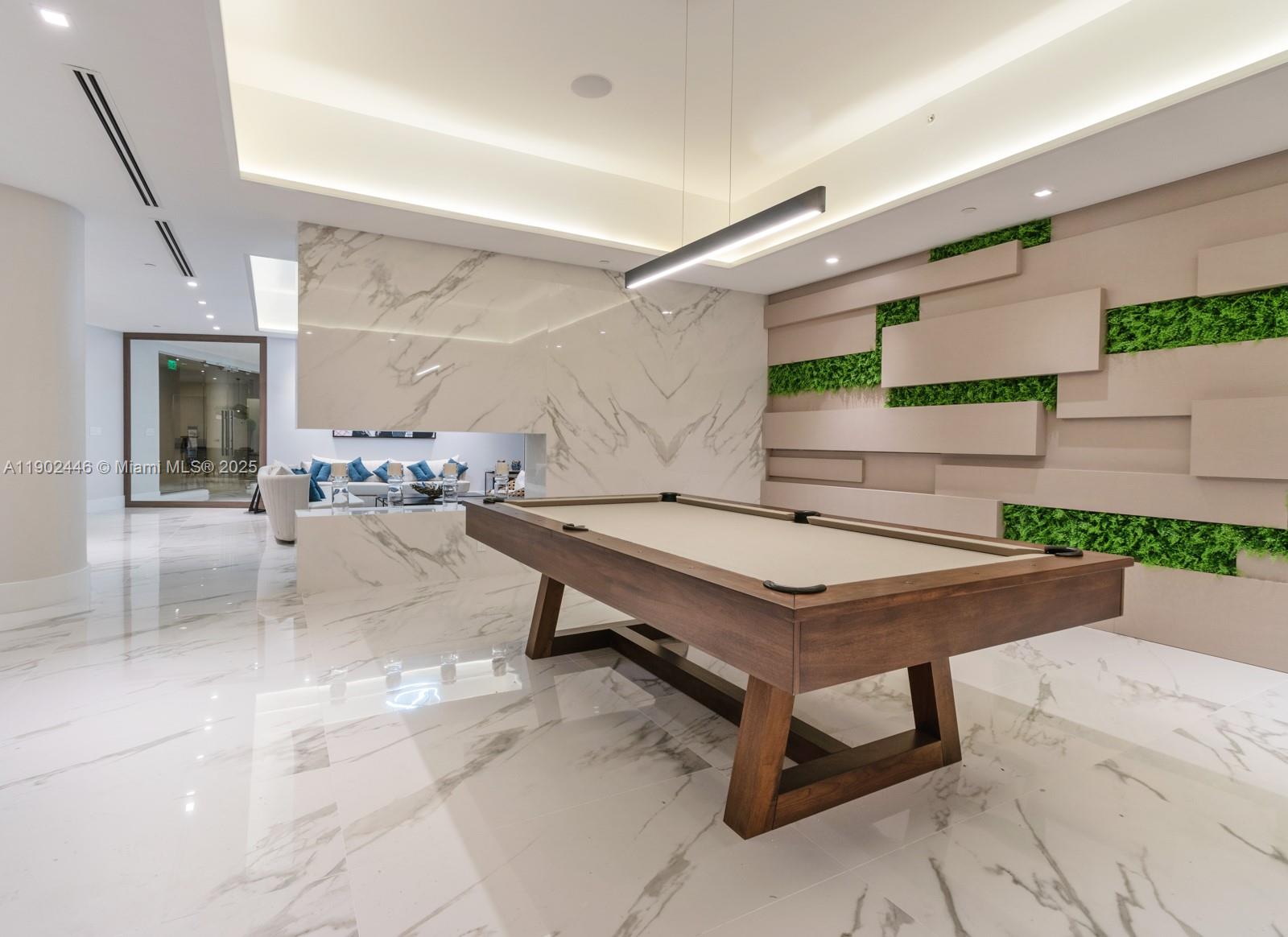 1000 ISL BLVD WILLIAMS IS - Residential