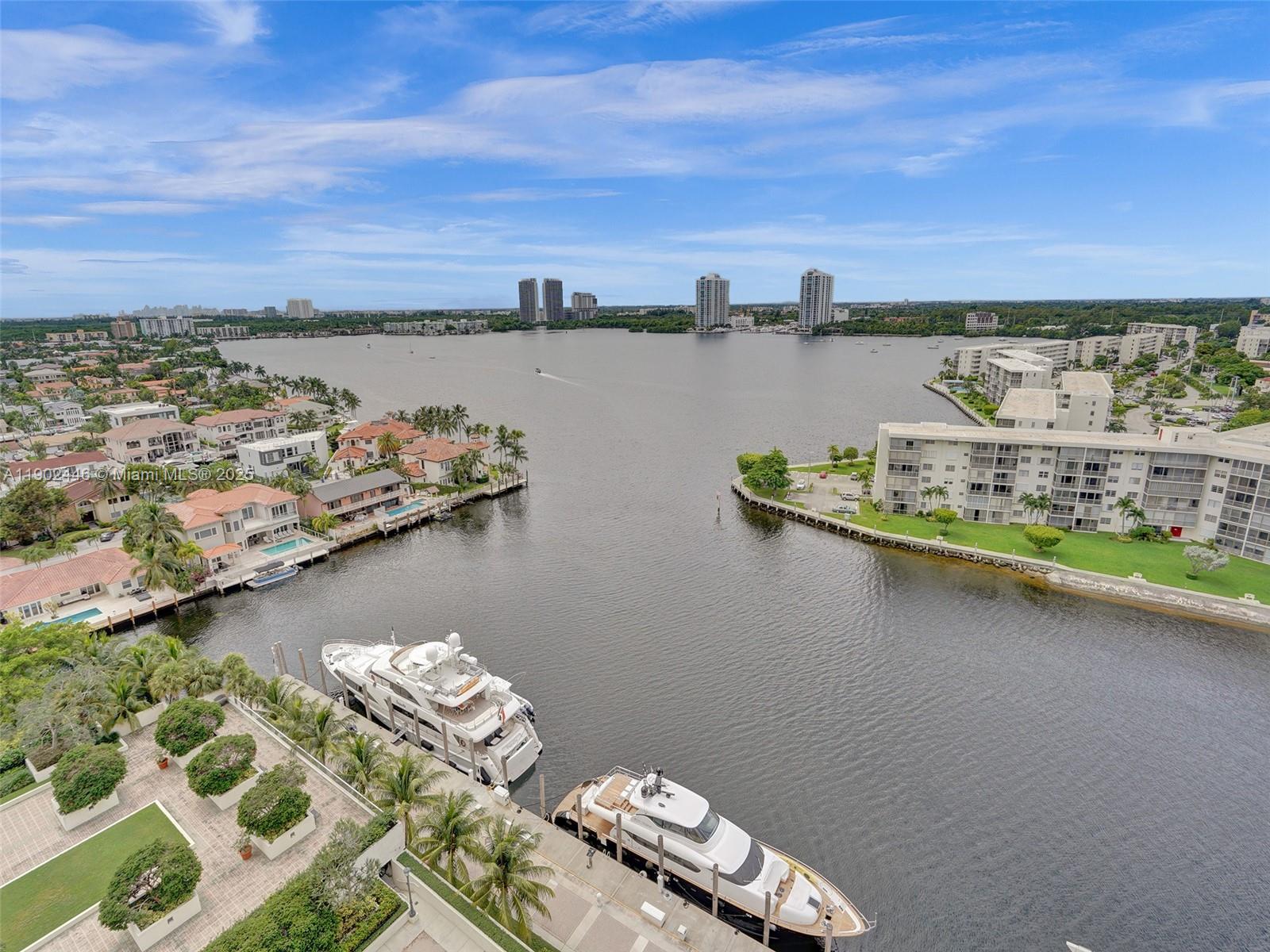 1000 ISL BLVD WILLIAMS IS - Residential