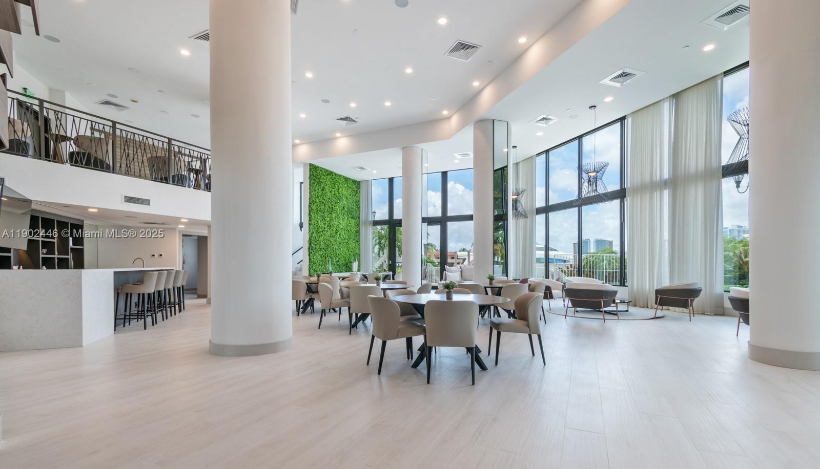 1000 ISL BLVD WILLIAMS IS - Residential