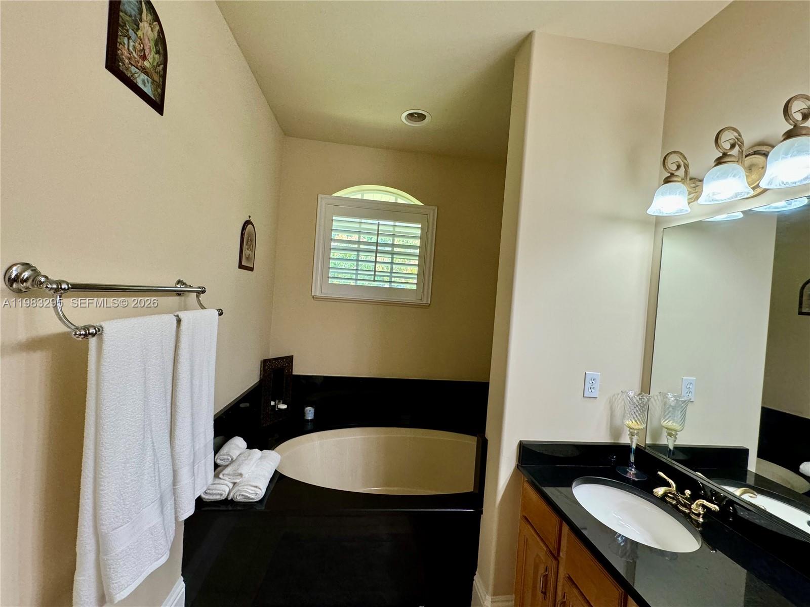 Caxambas Estates - Residential Lease