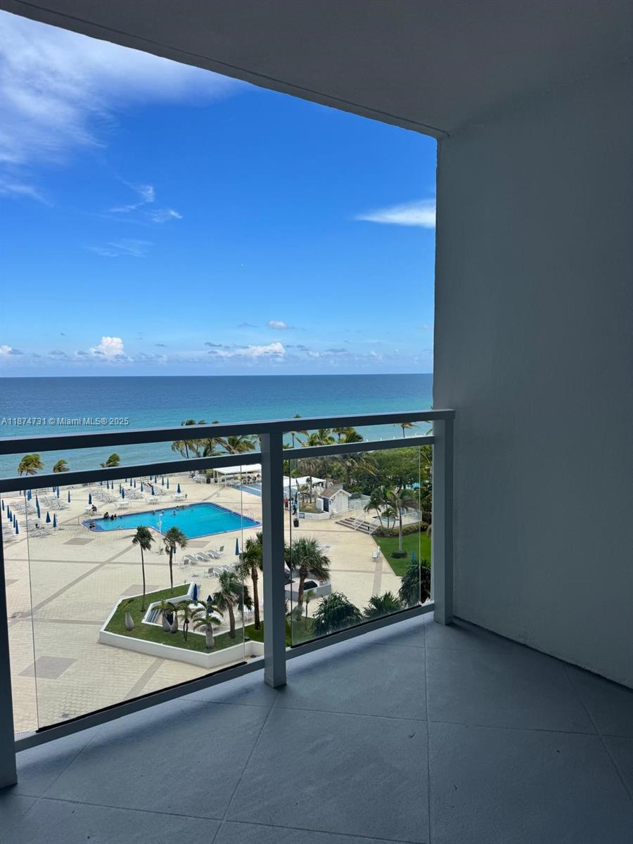 PARKER PLAZA CONDO ESTATE - Residential Lease