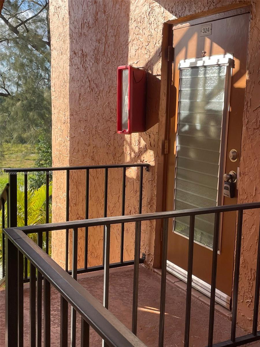 QUAIL RUN OF SUNRISE - Residential