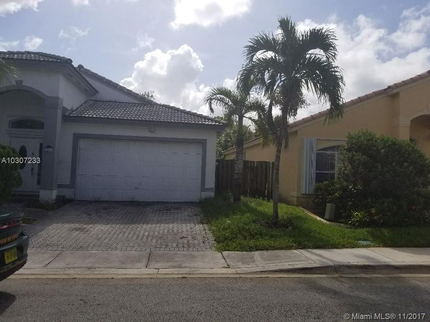 GREAT HOME IN A PRIVATE COMMUNITY, 3 BEDROOMS 2 FULL BATHROOMS, 2 CAR GARAGE, PRIVATE FENCED IN PATIO, GUARD AT MAIN ENTRANCE, LARGE FAMILY ROOM, GREAT RESIDENTIAL QUIET AREA, ALL OFFERS IN A FARBAR ASIS CONTRACT, WITH PROOF OF FUNDS  AND OFFER SUBMISSION FORM, All offers must be submitted by the buyer’s agent using the online offer management system. Access the system via the link below. A technology fee will apply to the buyer’s agent upon consummation of a sale. WE HAVE MULTIPLE OFFERS SELLER IS REQUESTING HIGHEST AND BEST NO LATER THAN 9/26/2017 AT 1 PM.