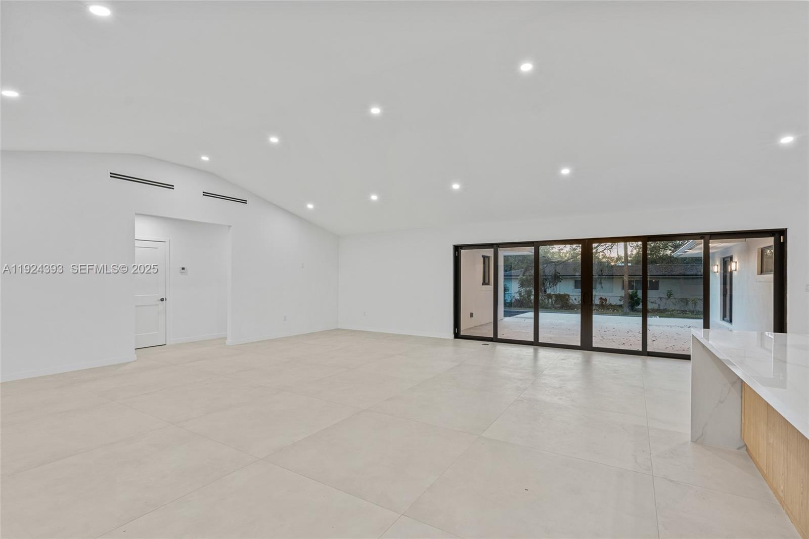 UNPLATTED - Residential