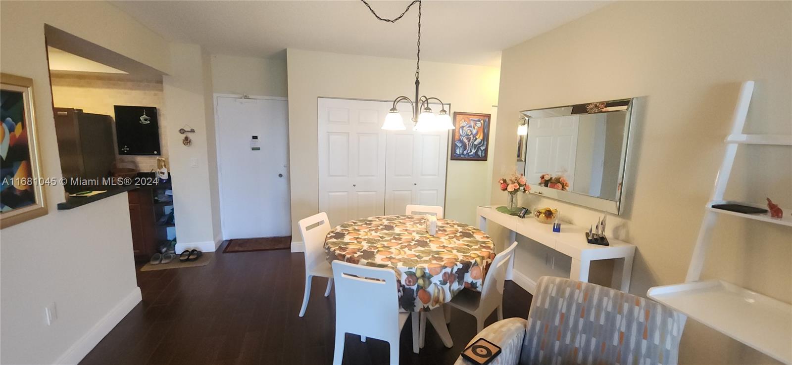 HEMISPHERES CONDO OCEAN SO - Residential Lease