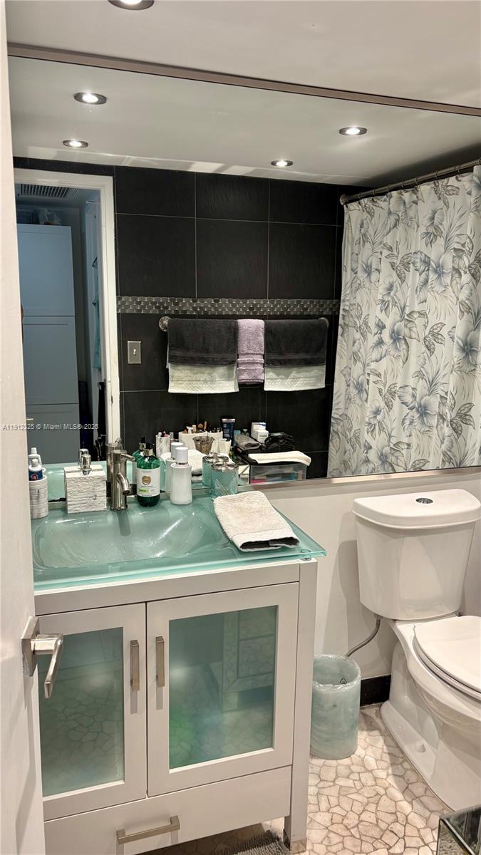 SEACOAST 5700 CONDO - Residential